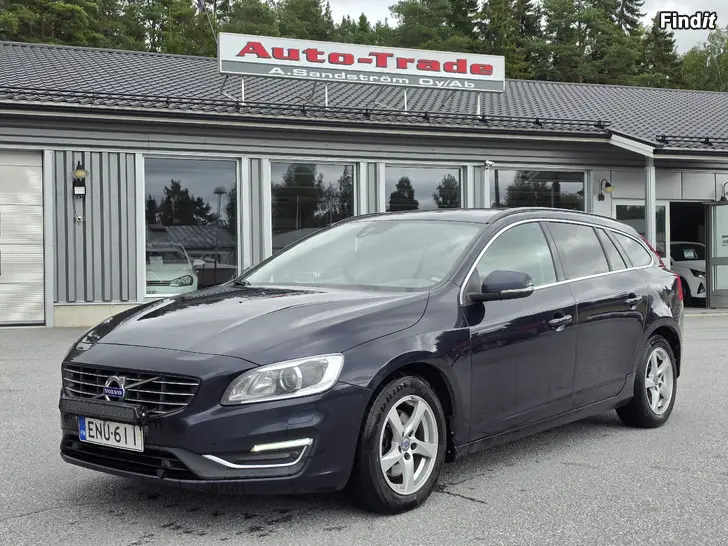 Säljes Volvo V60 D2 Momentum Business aut 2016 Säljes Volvo V60 D2 Momentum Business aut 2016