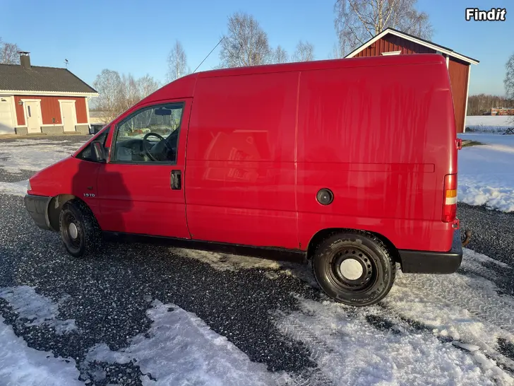 Myydään Nybesikta citroen jumpy