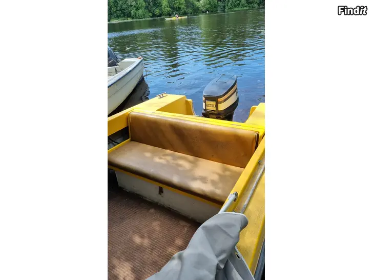 Säljes Kulla vindrutebåt + Yamaha 55hk