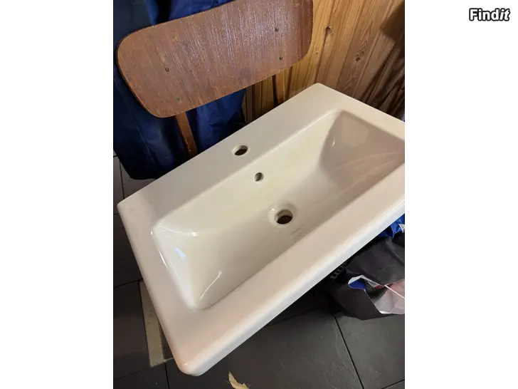 Myydään Pesuallas