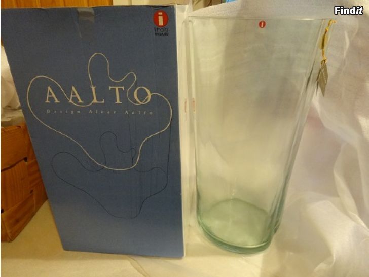 Myydään Aalto juhlamaljakko  40 cm eskimonaisen nahkahousut