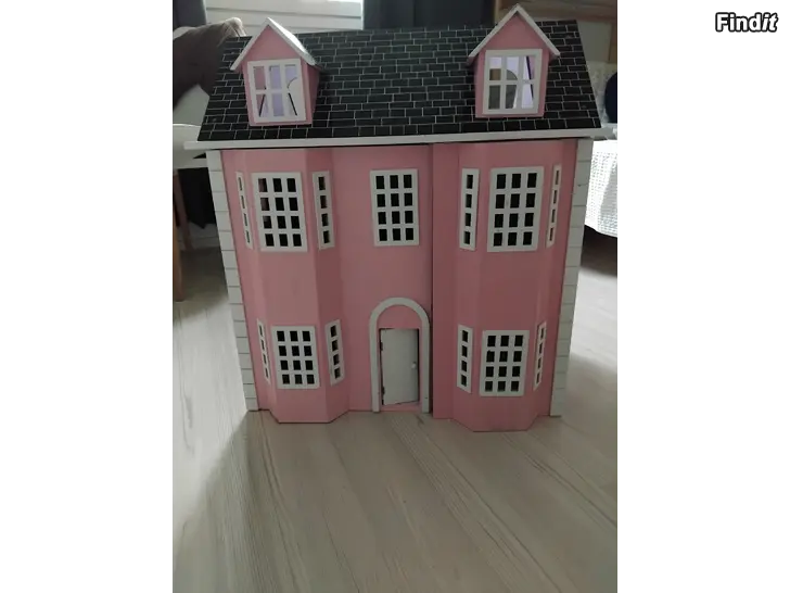 Säljes Dockhus med möbler