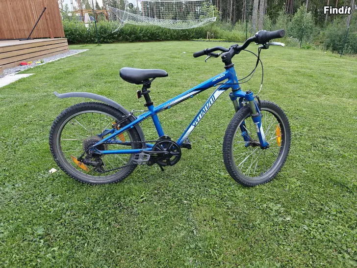 Säljes Specialized MTB barn 20 + vinterdäck