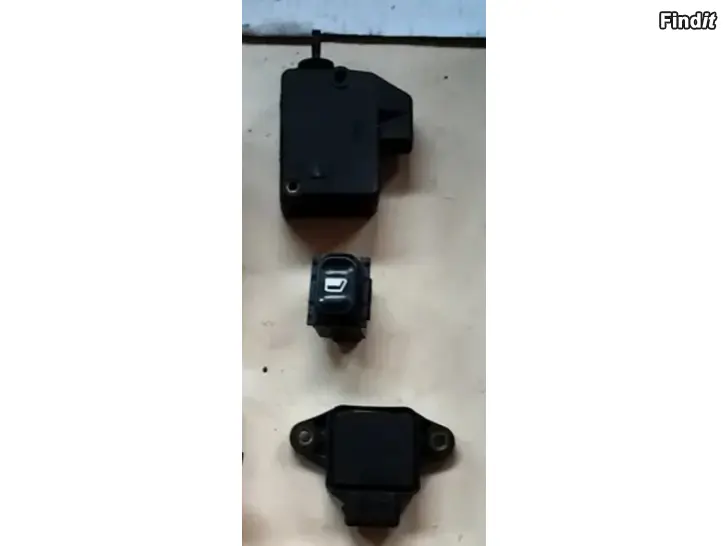 Myydään Kaasuläpäanturi lasinnostin kytkin laippakiristin