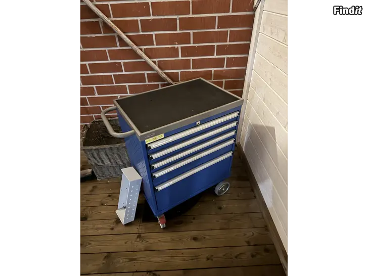 Säljes Sovella työkaluvaunu