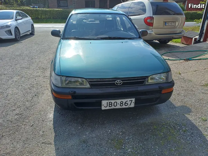 Säljes Toyota Corolla 1996, besiktad 13.8.2025
