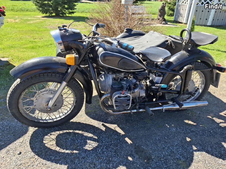Myydään K-750 sivuvaunupyörä