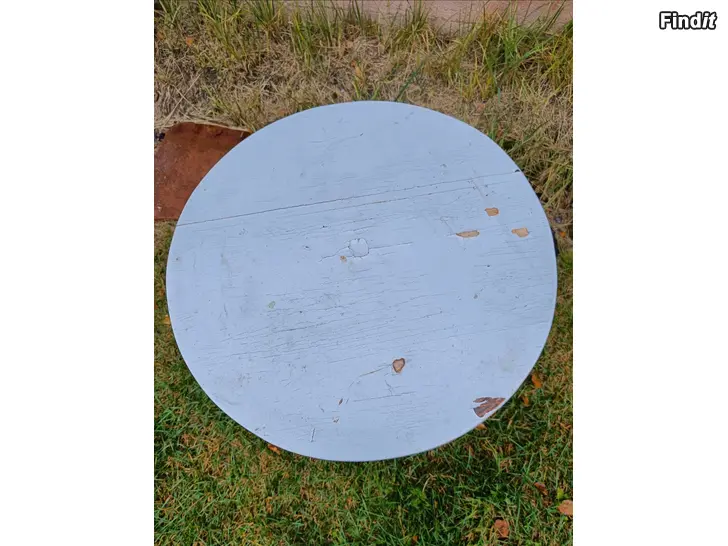 Säljes Gammalt bord diam 53cm