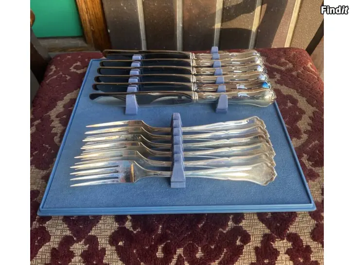 Myydään Chippendale Aterimet 6+6 hopea 830