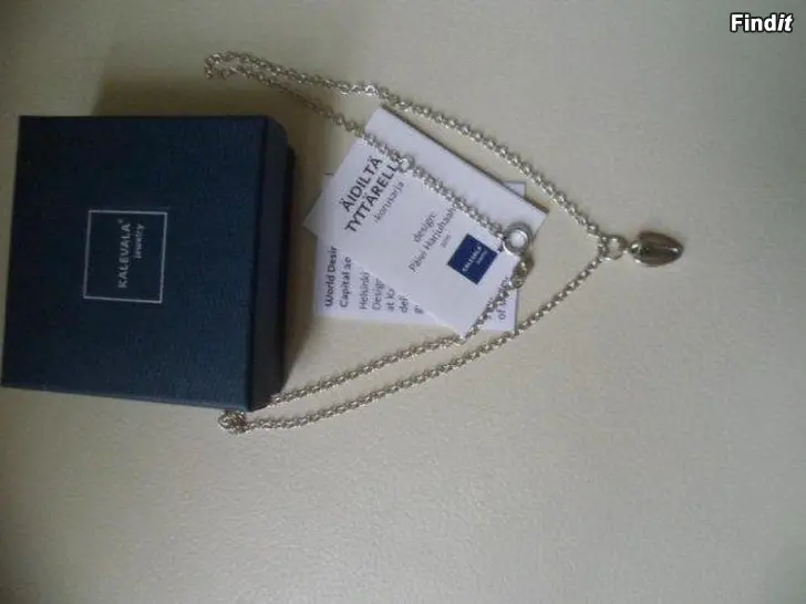 Myydään Kalevala Äidiltä Tyttärelle kaulakoru Uusi