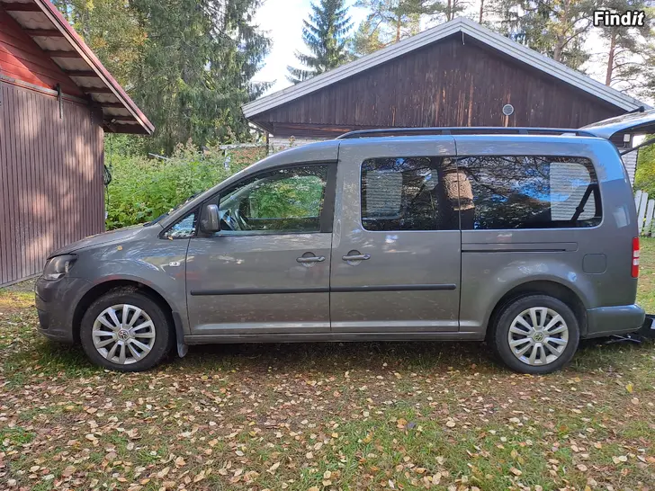 Säljes Volkswagen Caddy 1.6 diesel inva