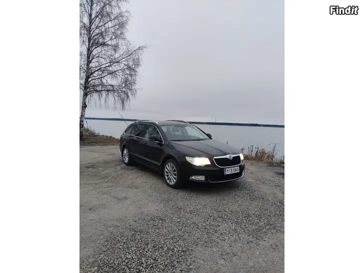 Säljes Skoda Superb 2012 2.0 diesel dsg farmare 4x4