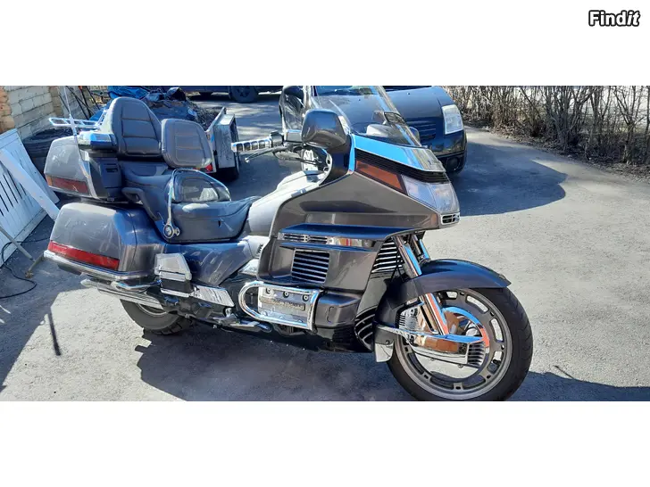 Myydään Honda Golwing 1500