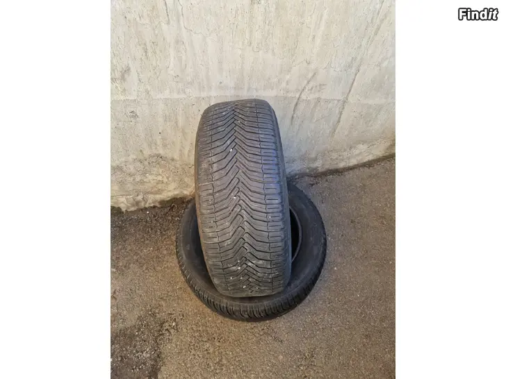 Myydään 225/55/17 michelin 2stk