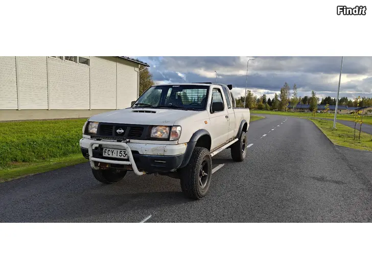 Myydään Nissan King Cab D22 2.5td
