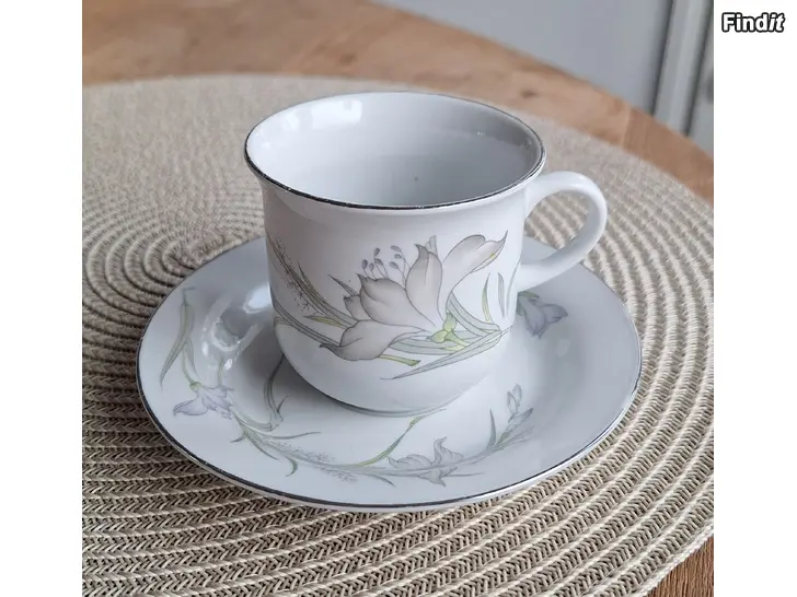 Säljes Kaffekoppar med fat, 6 st