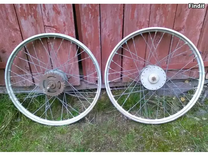 Myydään Jupiter 60s Vintage mopon vanteet JQS ja keula Hercules 220