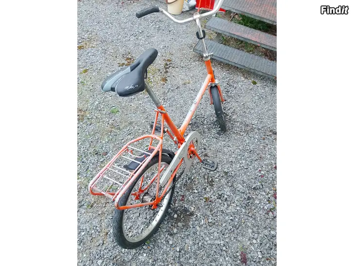 Säljes Poni 20 tums 2 växlad