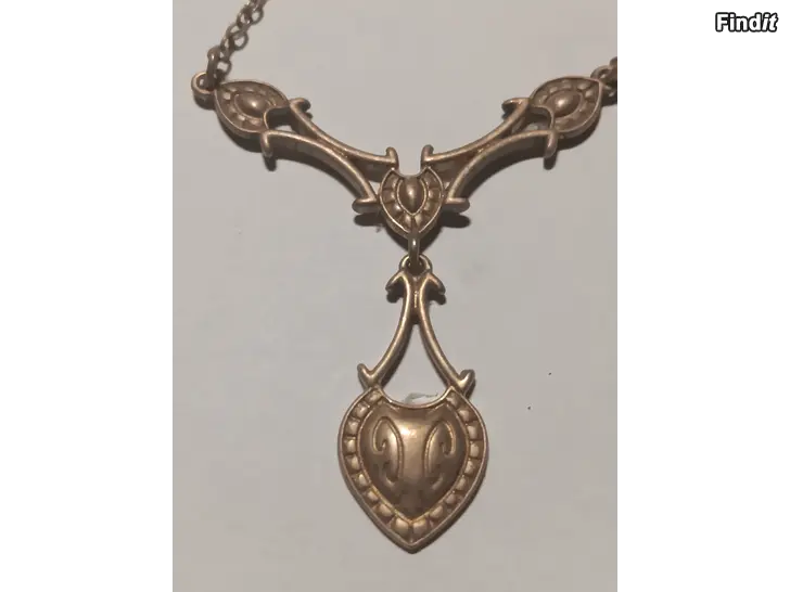 Myydään Kalevalan Helinä kaulakoru