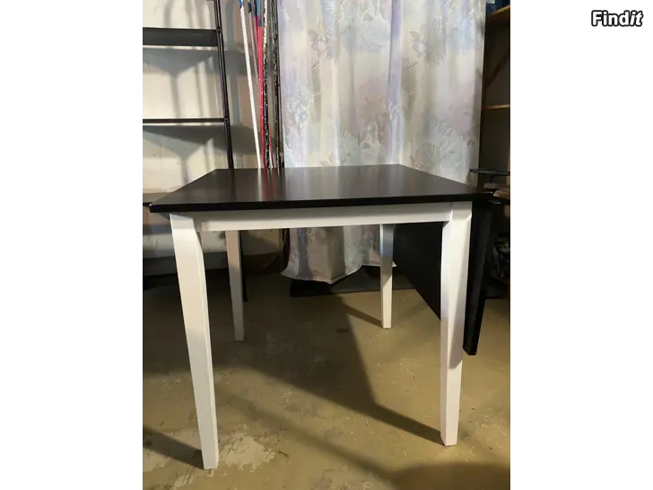 Säljes Köksbord