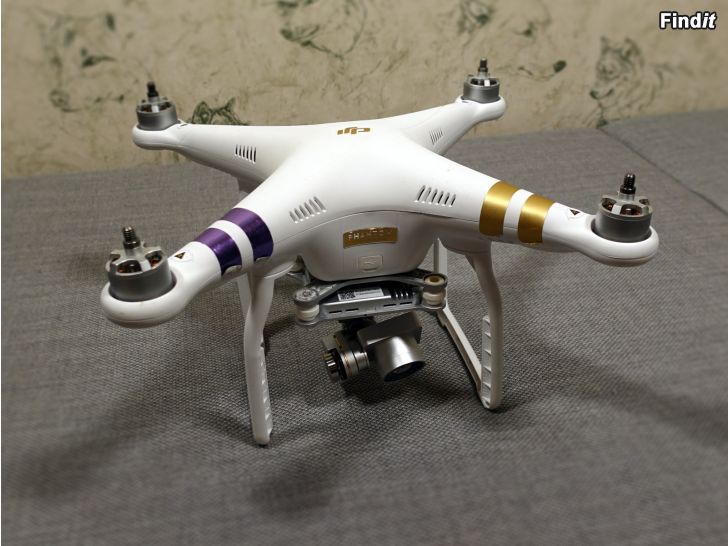 Säljes DJI Phantom 3 Professional drönare. Kamera ej fungerande