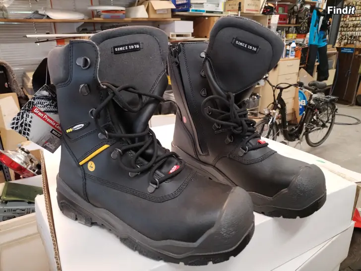 Myydään Jalas Offroad turvakengät