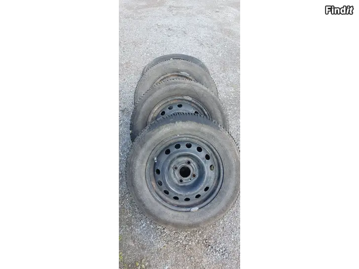 Säljes Säljes plåtfälgar + däck