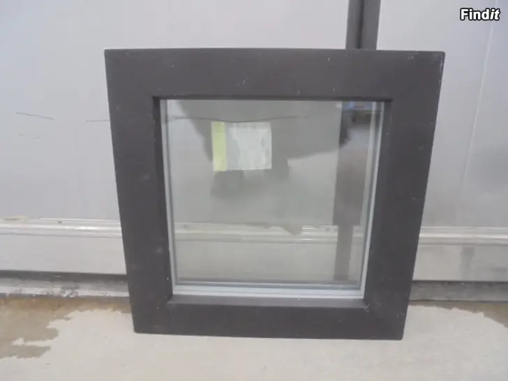 Myydään Fönster ICC-177, PVC82, 490x490, Vit/Svart, 3K fast