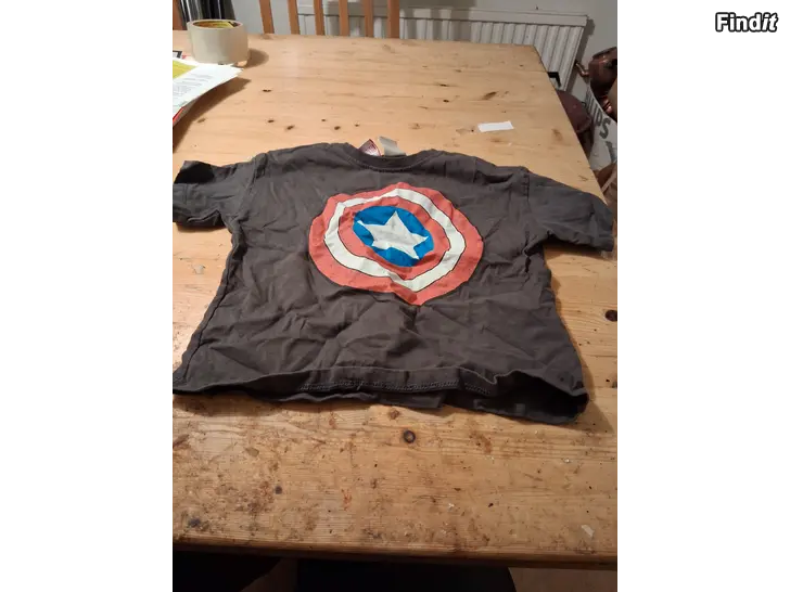 Säljes Tröja capten america 110