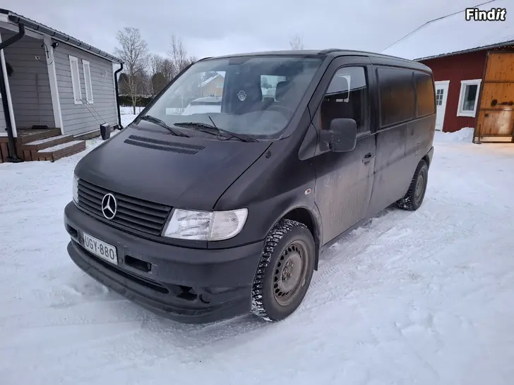 Myydään W638 vito