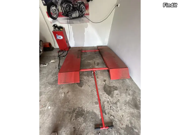 Säljes Bil lyft 3t