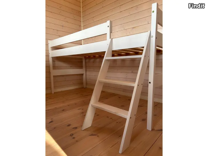 Säljes Barnsäng säljes, RESERVERAD