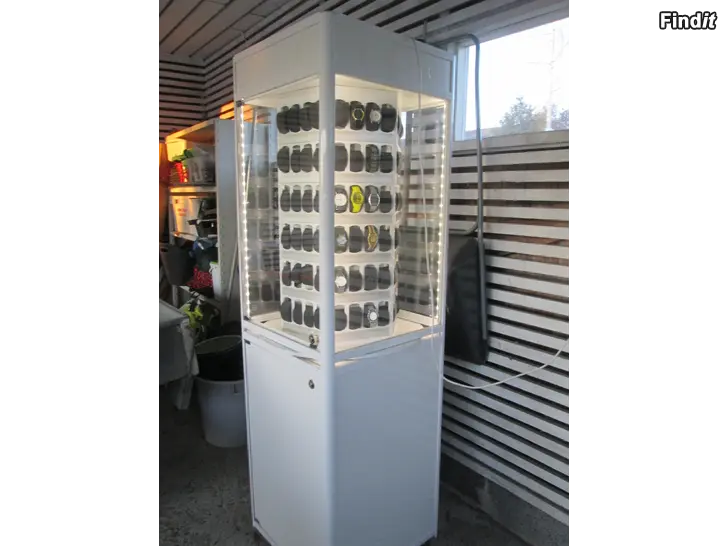 Myydään Kello/ koru myyntiteline