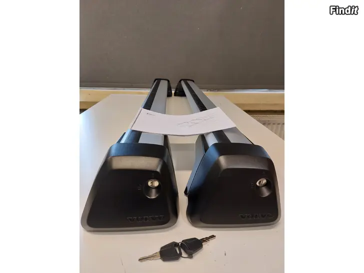Myydään Volvo XC60 mk2 OEM Kattotelineet/ Takräcke vm. 2018 ja uudemmat