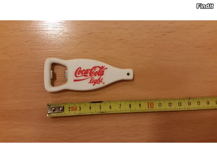 Myydään Coca Cola Light pullonavaaja jääkaappimagneetti 4e