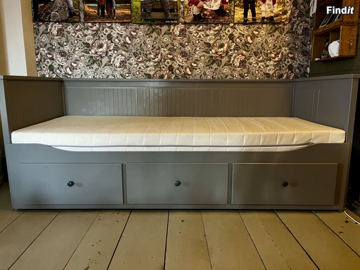 Säljes Hemnes dagbädd