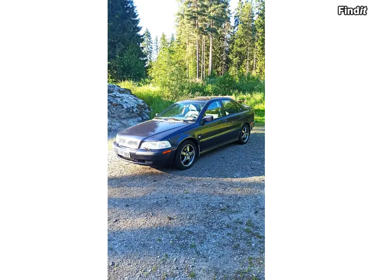 Säljes Volvo S40 1,8 reservdelsbil