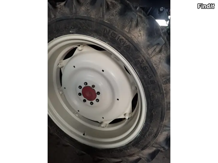 Säljes Traktordäck