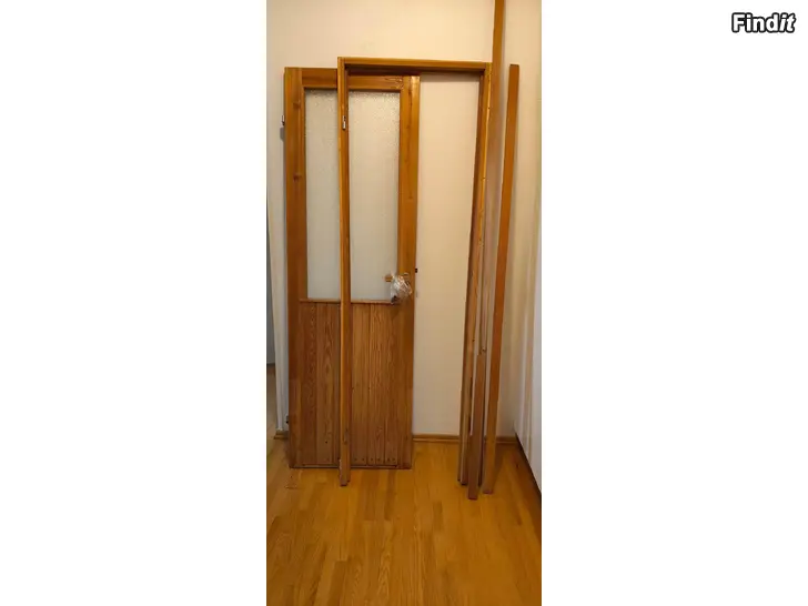 Säljes Bastudörr, karmar, dörrhandtag, gångjärn