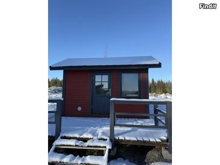 Myydään Piharakennus/ siirrettävä mökki Uthus / flyttbar stuga