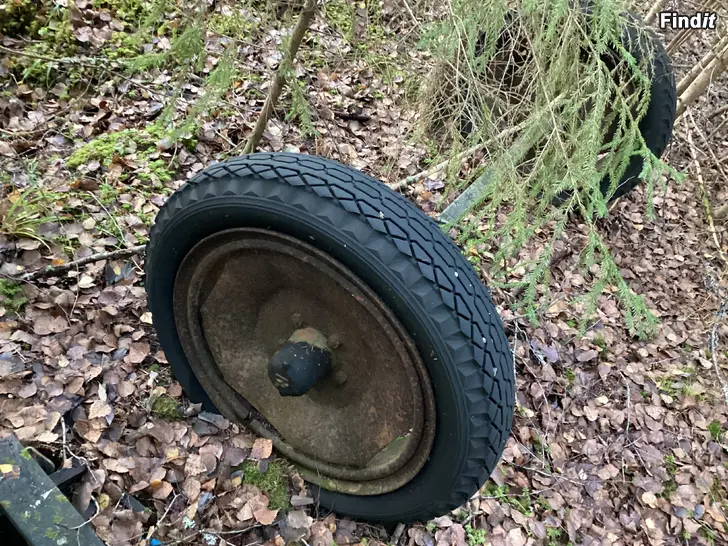 Myydään Axel 20 tum