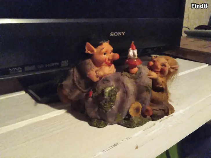 Säljes Trollfigurer