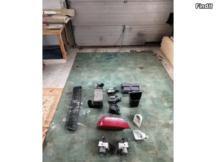 Myydään Akkukotelonkanssi välijäähdytin takaumpio abspumppu abspumppu