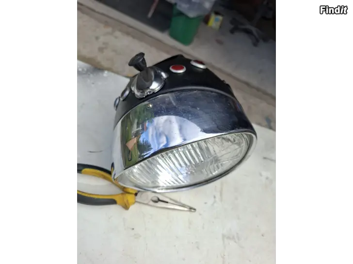 Säljes K750 Dnepr etuvalo