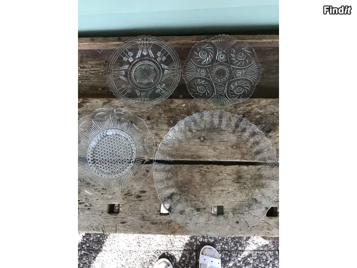 Säljes Glas tallriker