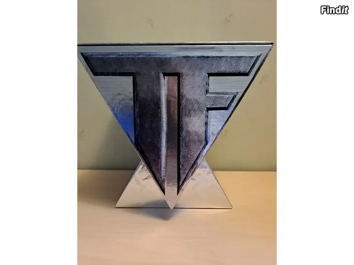 Myydään Transformers cd paketti
