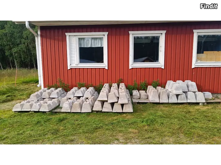 Säljes Plintar från 18e