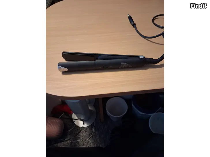 Säljes Plattång voltage..