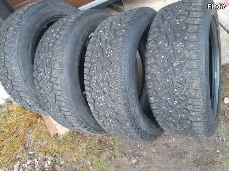 Säljes 4 Vinterdäck 225x55x18