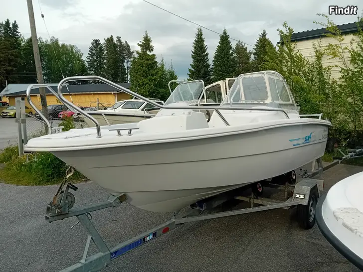 Myydään Suvi 4750DUO, Yamaha F40